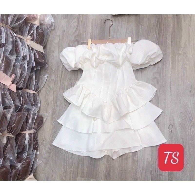 Áo bệt vai kate bèo đuôi cá nhún lưng