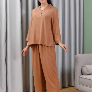 Bộ lanh đi chùa Việt Thắng