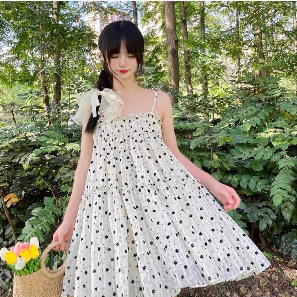 Đầm Nữ 2 Dây Hoa Nhí Đen Ngực Bèo 🦋 Váy Nữ Dáng Ngắn Chất Voan Q063