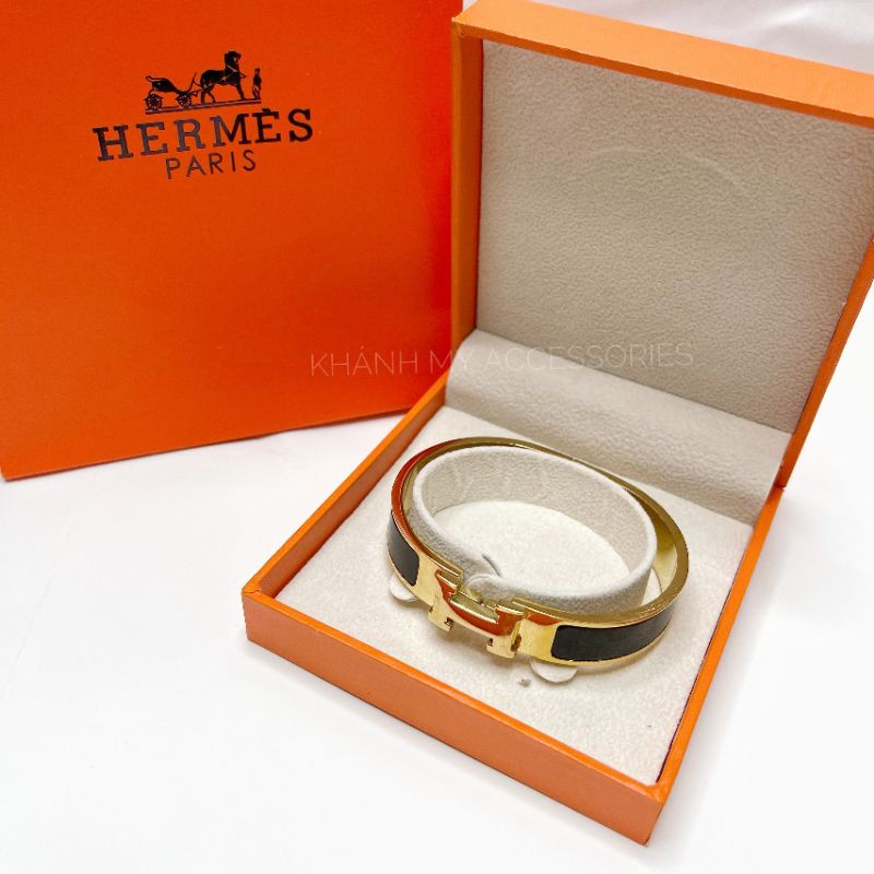 Set vòng cổ + khuyên tai chữ H  titan cao cấp,sang trọng quí phái