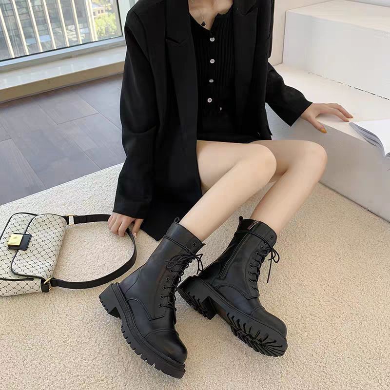 (Sẵn 37/38/39) Boots siêu ngầu cao cổ khoá nữ hàng Quảng Châu 4.5cm | BigBuy360 - bigbuy360.vn