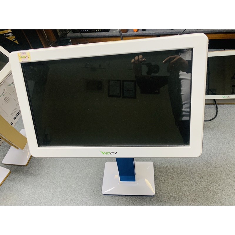 Màn hình cảm ứng Việt KTV 21.5" , 19"  2nd