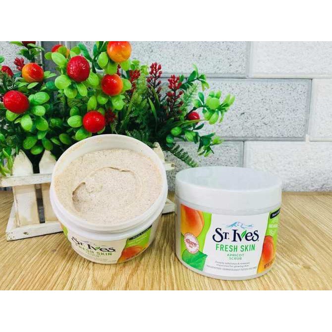 Tẩy Tế Bào Chết St.Ives Fresh Skin Apricot Scrub