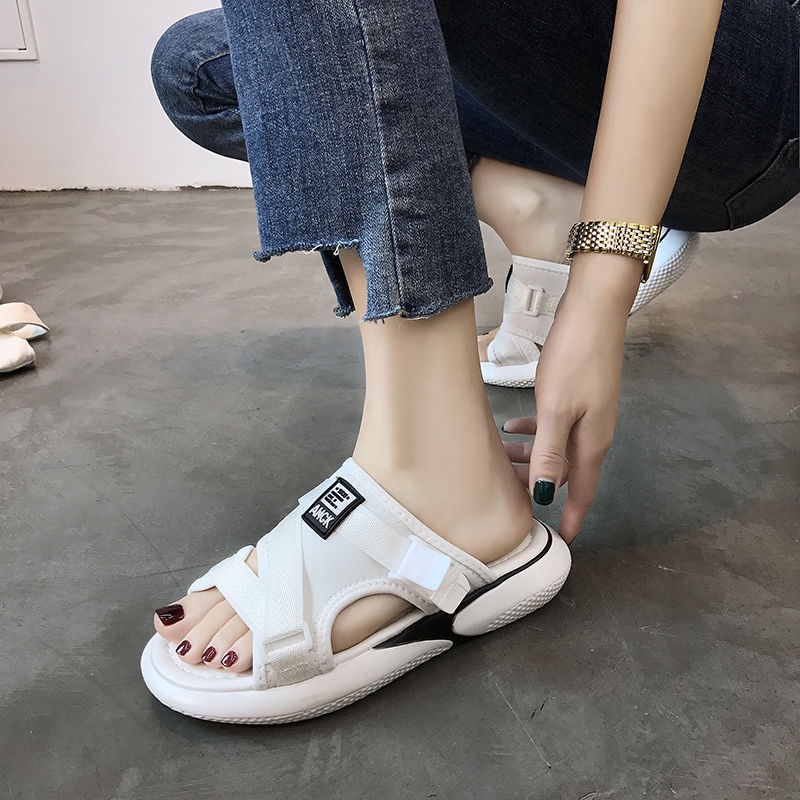 Dép Nữ Đế Dày Thời Trang Cá Tính