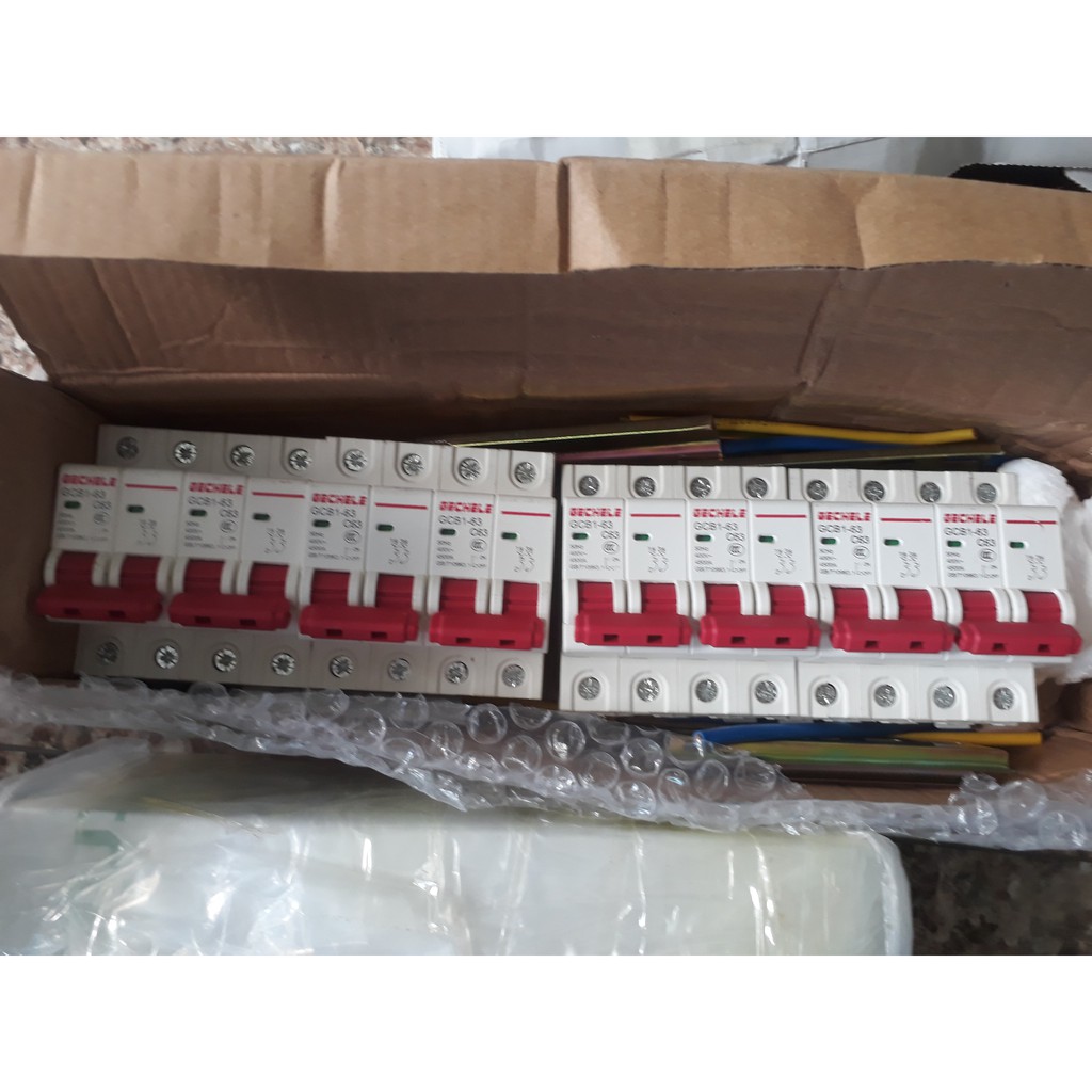 Aptomat đảo 2 chiều 2P 63A Gechele GCB1-63