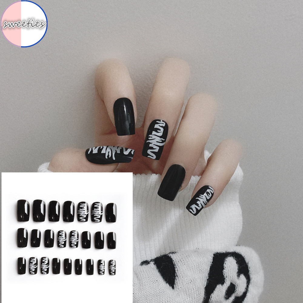 Bộ 24 móng tay giả họa tiết tông trắng đen 3D đẹp mắt