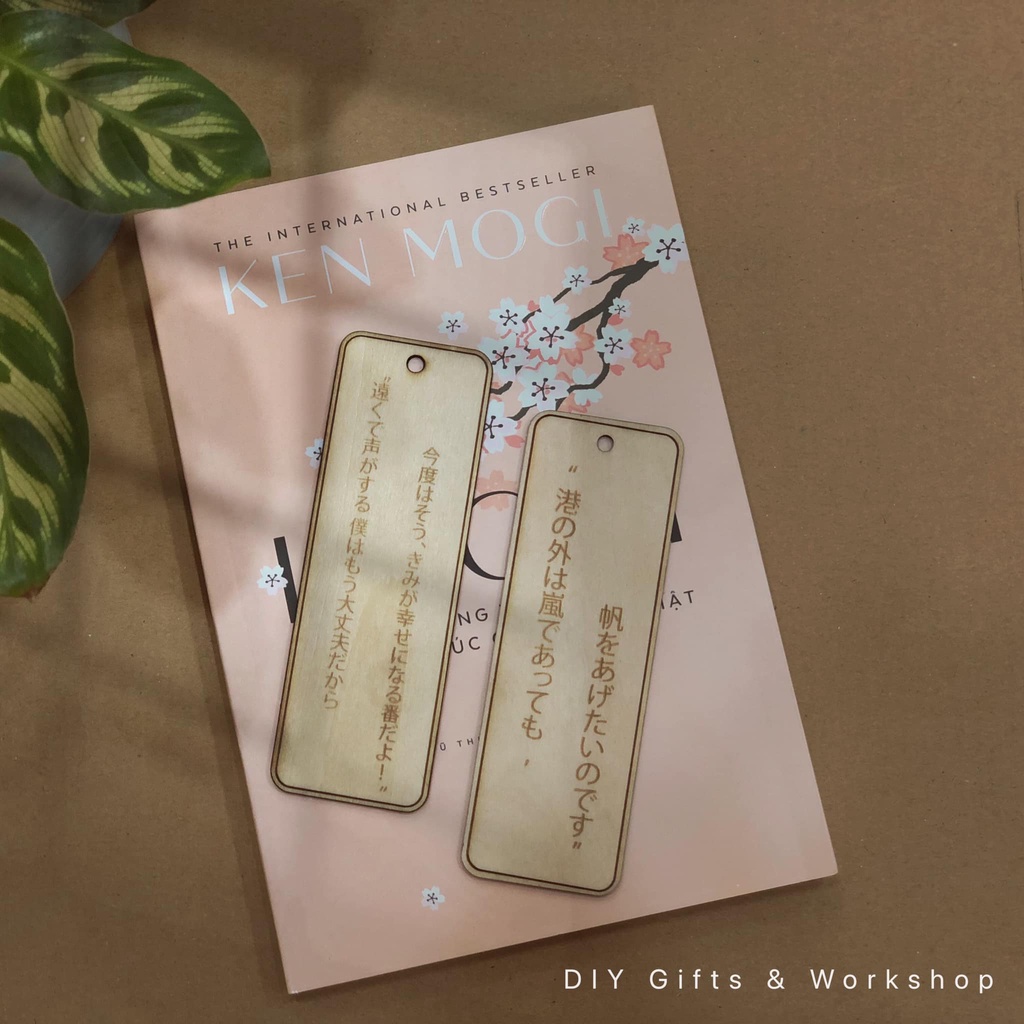 BOOKMARK GỖ KHẮC THEO YÊU CẦU