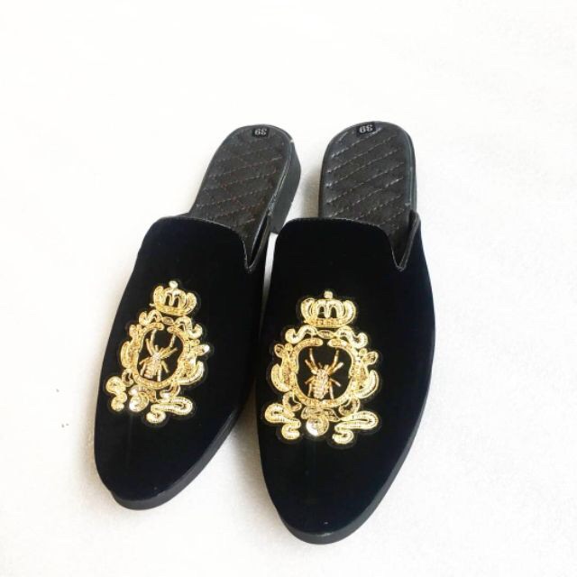 Sục thêu nam ( sục ong hoa trắng nót đen ) | BigBuy360 - bigbuy360.vn