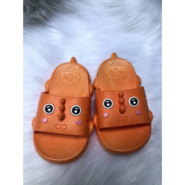 Dép quai ngang cho bé hình khủng long siêu cưng