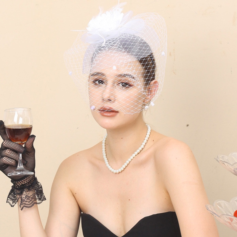 Cài Tóc Hình Vương Miện Đính Lông Vũ Hóa Trang Halloween Cho Nữ