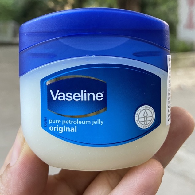 SÁP DƯỠNG ẨM VASELINE PURE PETROLEUM JELLY ORIGINAL 50ML