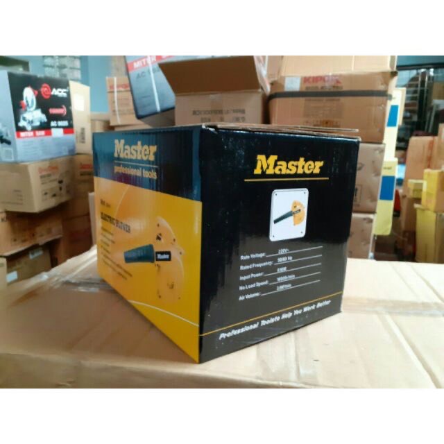 Máy thổi bụi Master MST 28-01