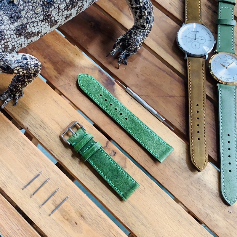 Dây da đồng hồ, da bò sáp vintage khâu tay mềm mỏng ôm tay