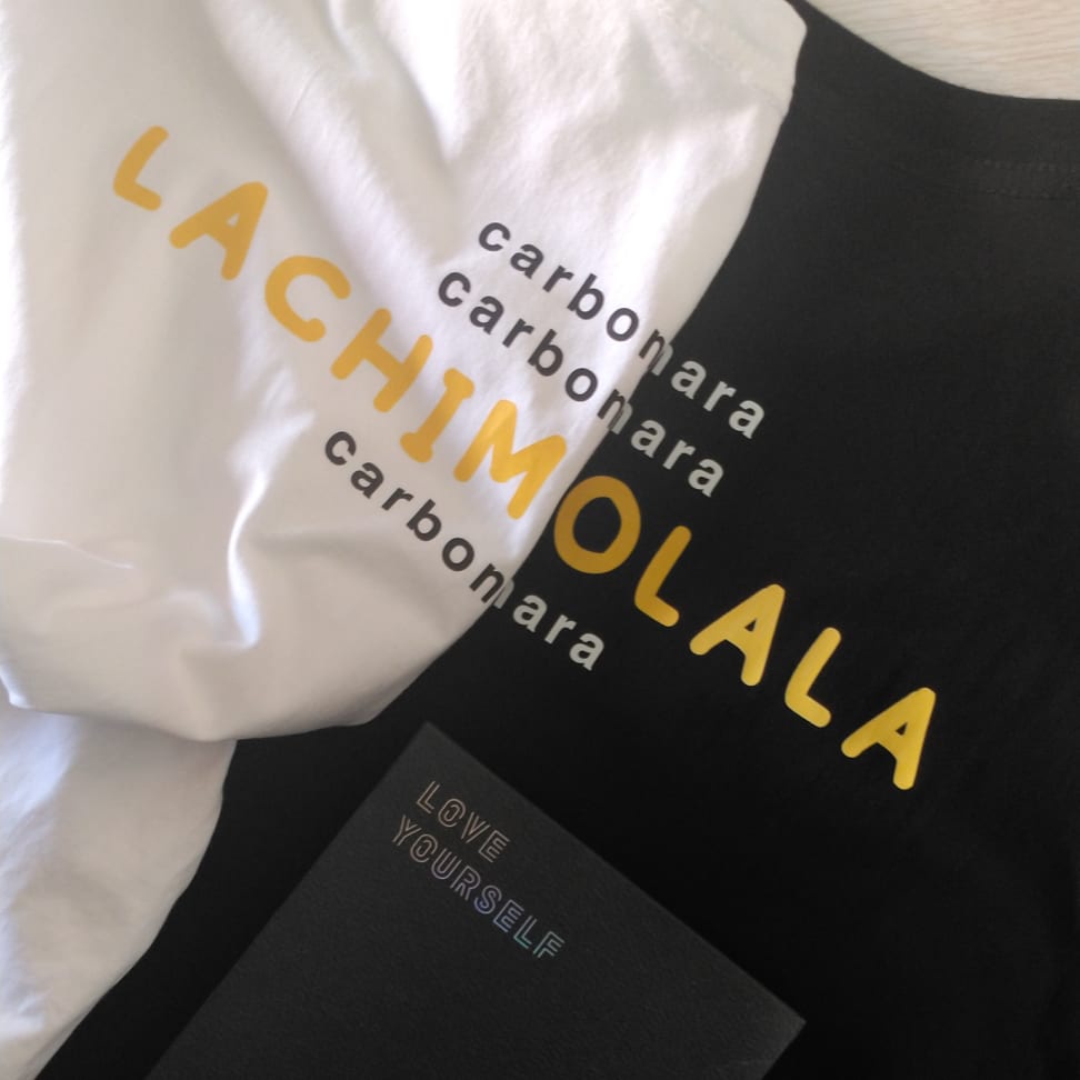 LACHIMOLALA TEE - Áo thun unisex oversize 2 màu đen/trắng