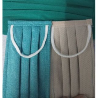 10 khẩu trang vải thun.