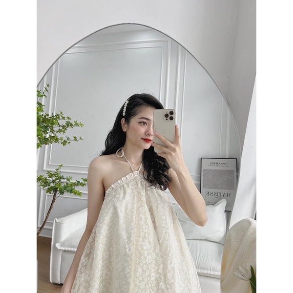 ĐẦM SUÔNG HOA NỔI LÓT CỔ YẾM BÈO