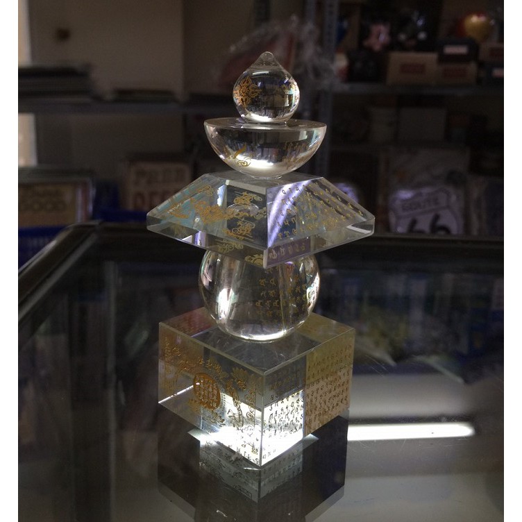 Tháp xá lợi Phật pha lê màu trắng 14cm