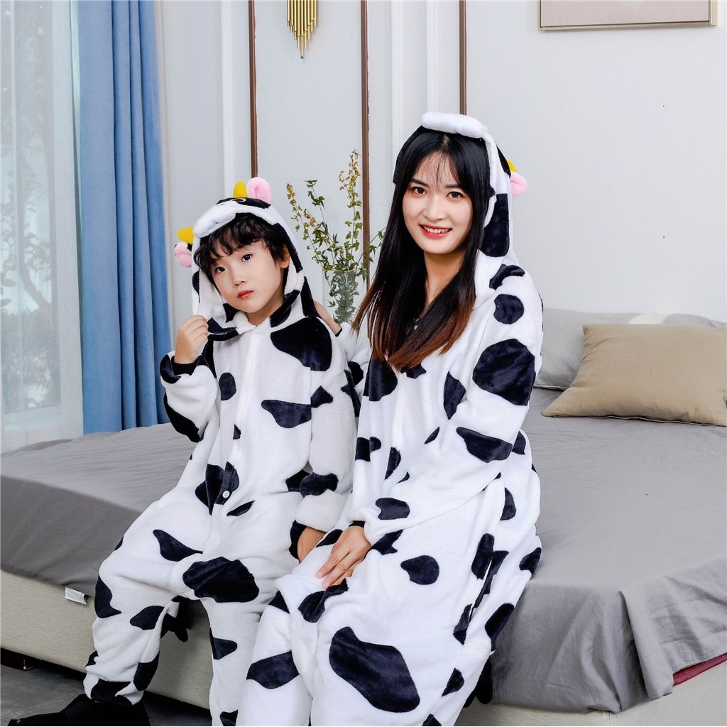 Bộ Đồ Ngủ Liền Quần Hình Hươu Cao Cổ / Gấu Trúc / Bò Sữa Đáng Yêu Dành Cho Người Lớn