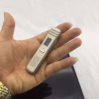 GIÁ RẺ - Máy ghi âm chuyên nghiệp bộ nhớ trong 8GB - TK02