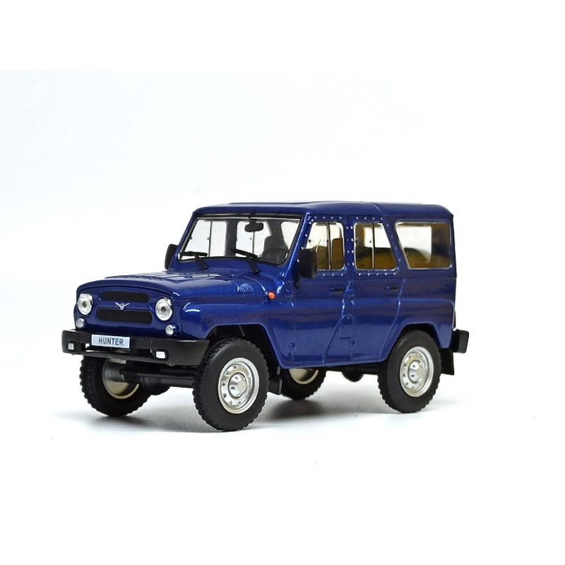 Mô hình xe Uaz Hunter