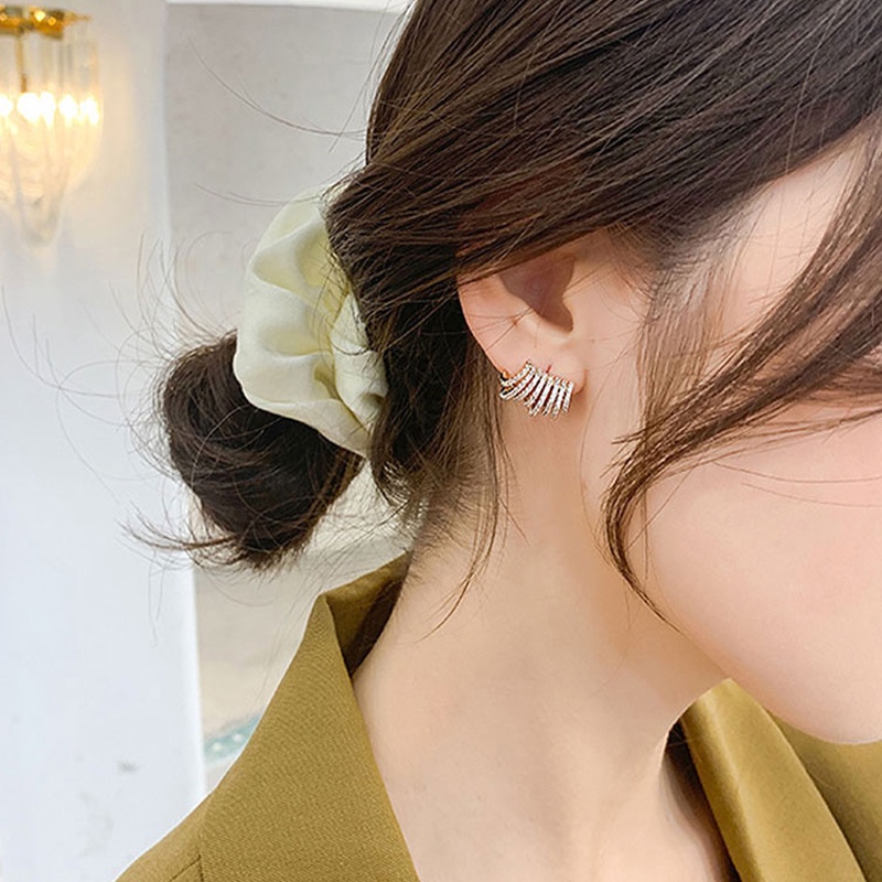 Đôi Khuyên Tai Đính Đá Thời Trang Cho Nữ