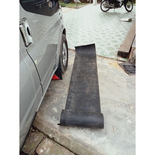 chắn bùn xe ford transit 16 chỗ