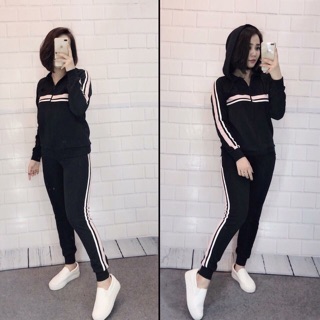 Bộ nỉ nữ
