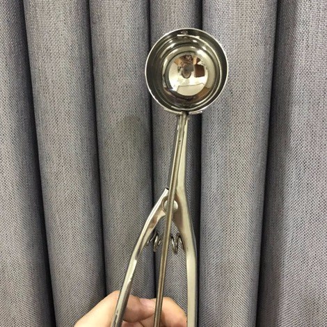 Muỗng múc kem inox viên 4cm, 5cm CAO CẤP - Kitchen Gadgets Tools Inox Anti -Freeze Ice Cream Scoop Cream Dipper