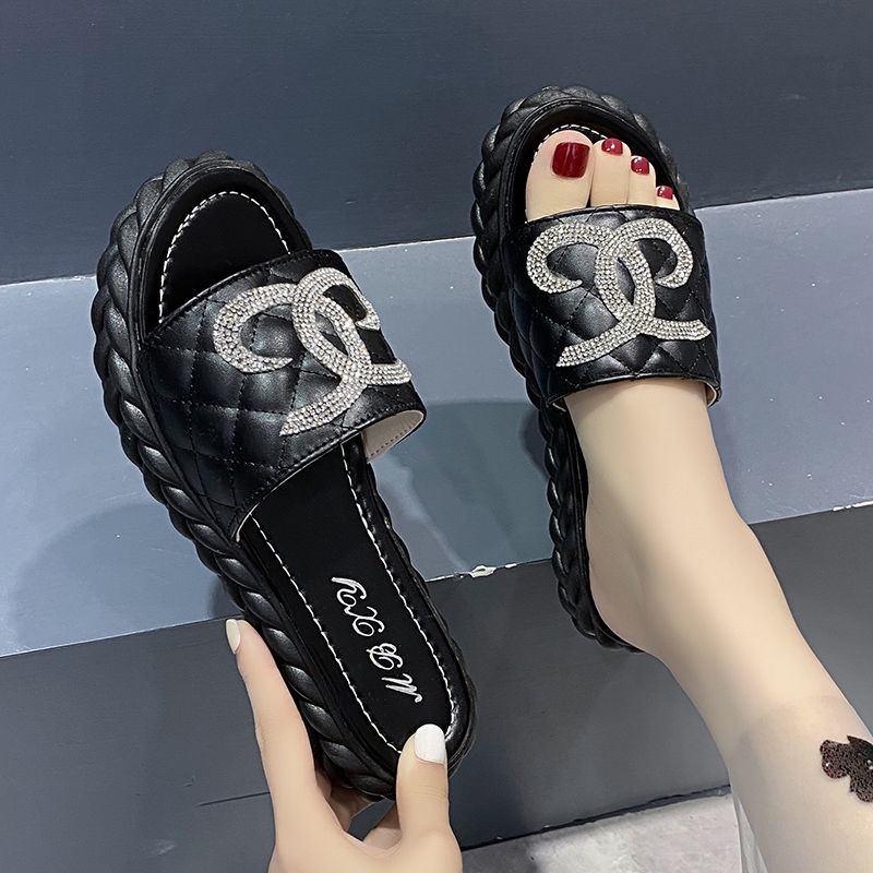 Dép Sandal Đế Xuồng Thời Trang Mùa Hè Dễ Phối Đồ