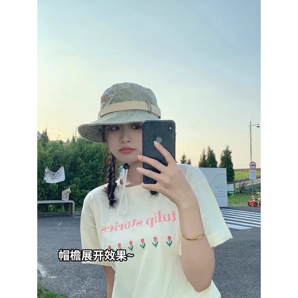 Nón be dây đeo thêu hình