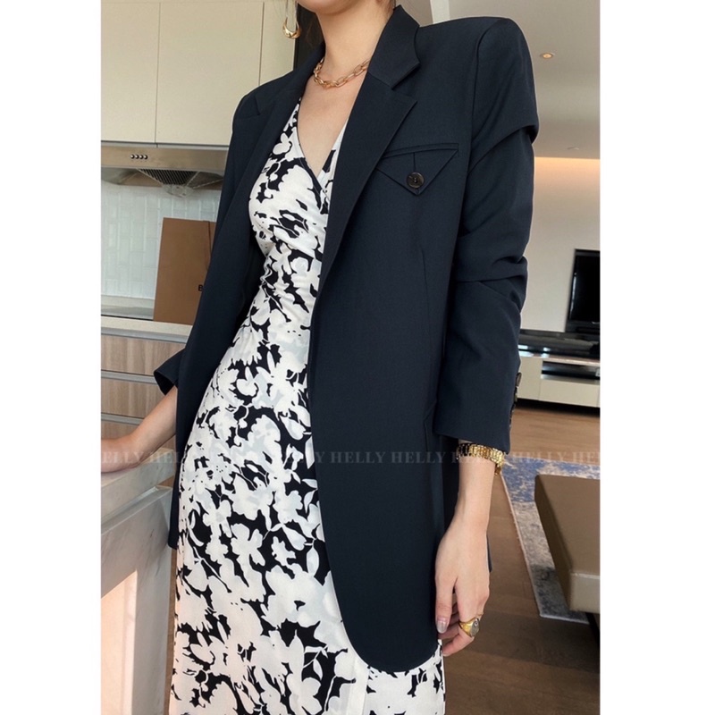 BLAZER NỮ TÚI GẬP TAM GIÁC | HELLY SHOP