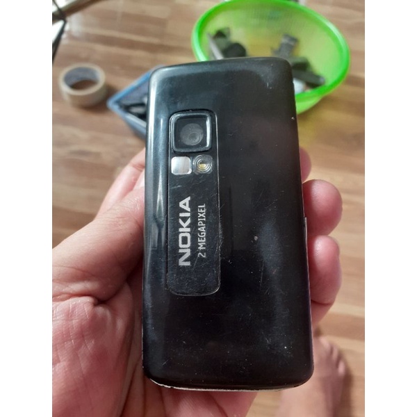 Điện thoại cổ Nắp trượt Nokia 6288 ko pin,kèm sạc