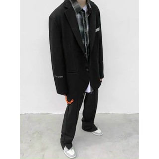áo blazer thêu chữ