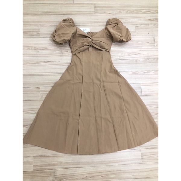Váy maxi thô tay bồng cut out siêu độc lạ, màu sang tôn da_ảnh thật | BigBuy360 - bigbuy360.vn