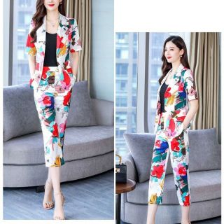 Sét trang phục y hình