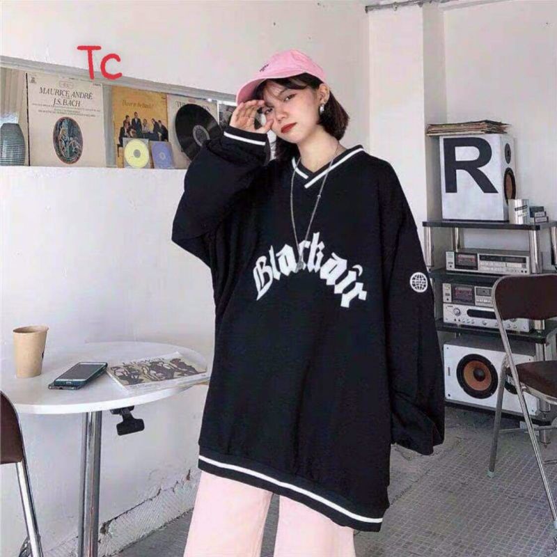 Áo nỉ viền cổ V Blackk cực đẹp.hangtotgiare98 | BigBuy360 - bigbuy360.vn