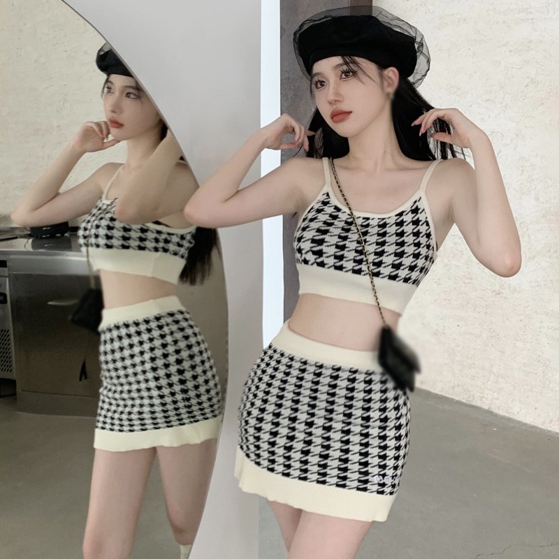 Bộ Áo Croptop Dệt Kim Hai Dây + Chân Váy Eo Cao Co Giãn Phong Cách Retro Hàn Quốc Quyến Rũ Dành Cho Nữ