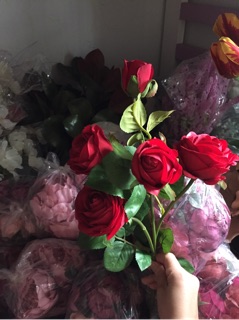 Hoa lụa- hoa hồng đỏ