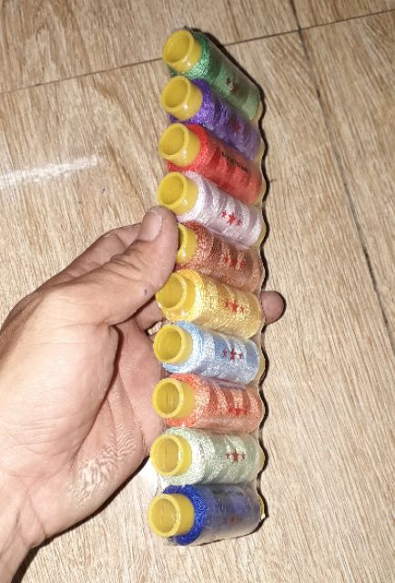 Sét 10 cuồn chỉ khâu may vá hoặc thêu hoặc may vá có 10 màu khác nhau