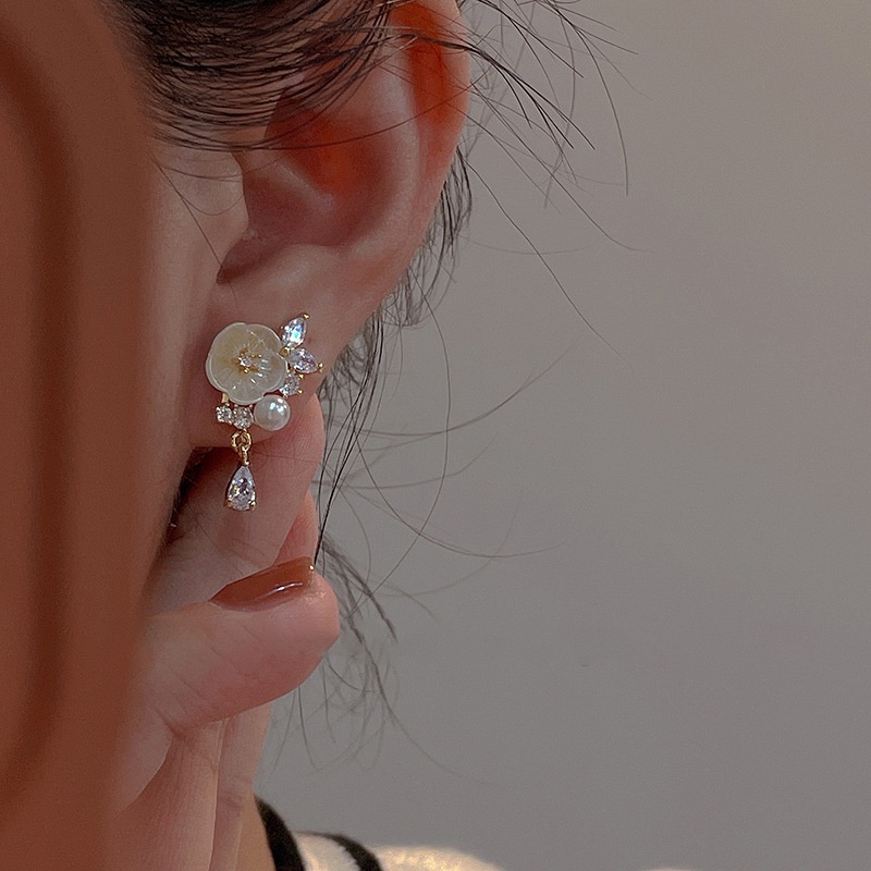 Khuyên Tai Mạ Vàng Đính Ngọc Trai Hình Hoa Phong Cách Pháp Thời Trang