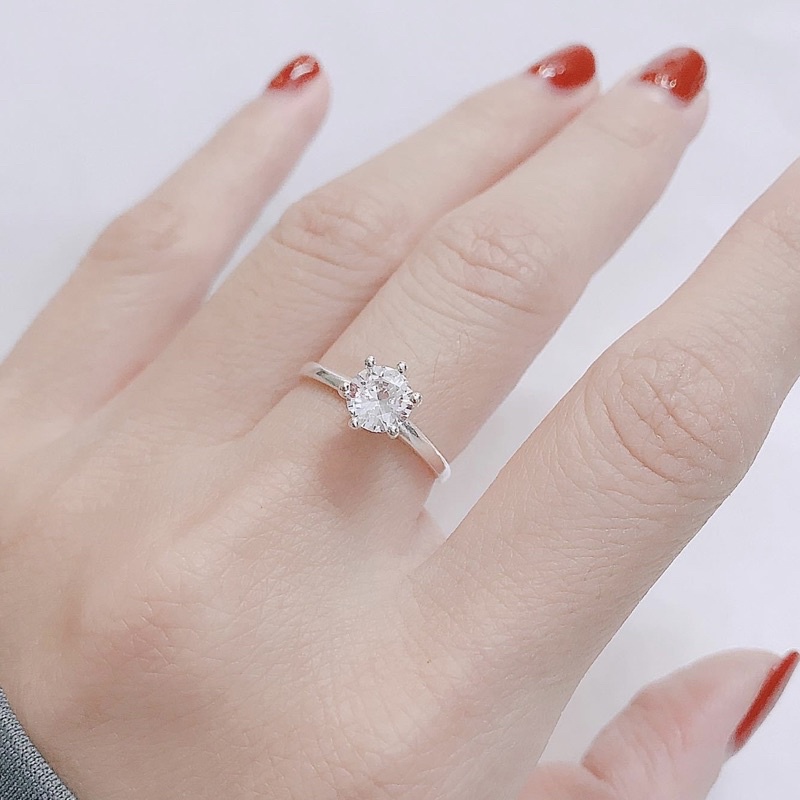 Nhẫn nữ bạc ta đá cao 6 trấu ôm đá , thân trơn - Vàng bạc Khải Khải