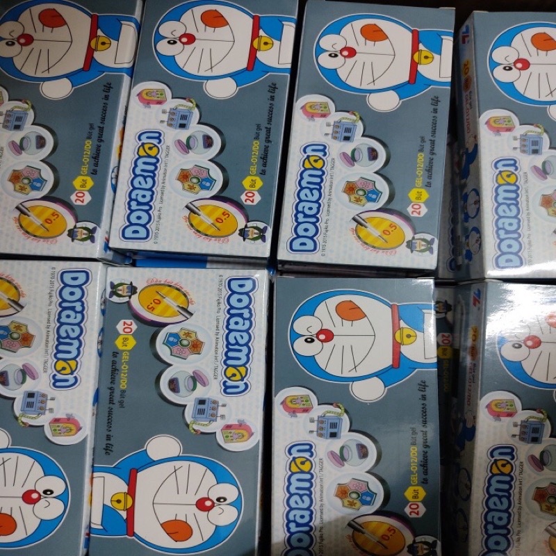 Hộp 20 bút nước doremon