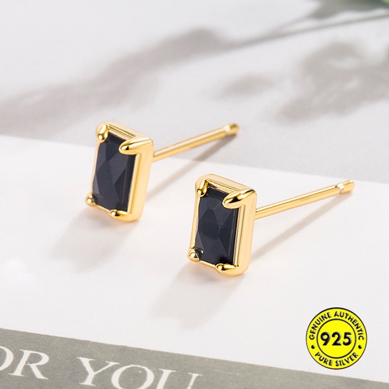 Bông Tai Mạ Vàng 18K Hình Vuông Đính Kim Cương Giả Không Phai Chống Dị Ứng