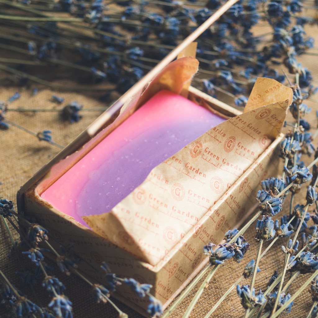 Xà phòng handmade cao cấp Oải Hương & Phong Lữ từ Green Garden