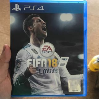 Đĩa fifa 18 ps4 World Cup