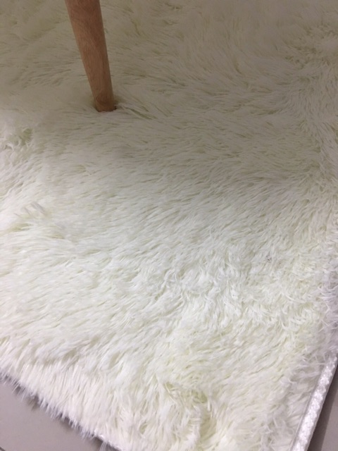 Thảm lông cừu trải sàn trang trí, chụp hình