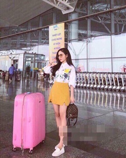 Chân váy xẻ Zara