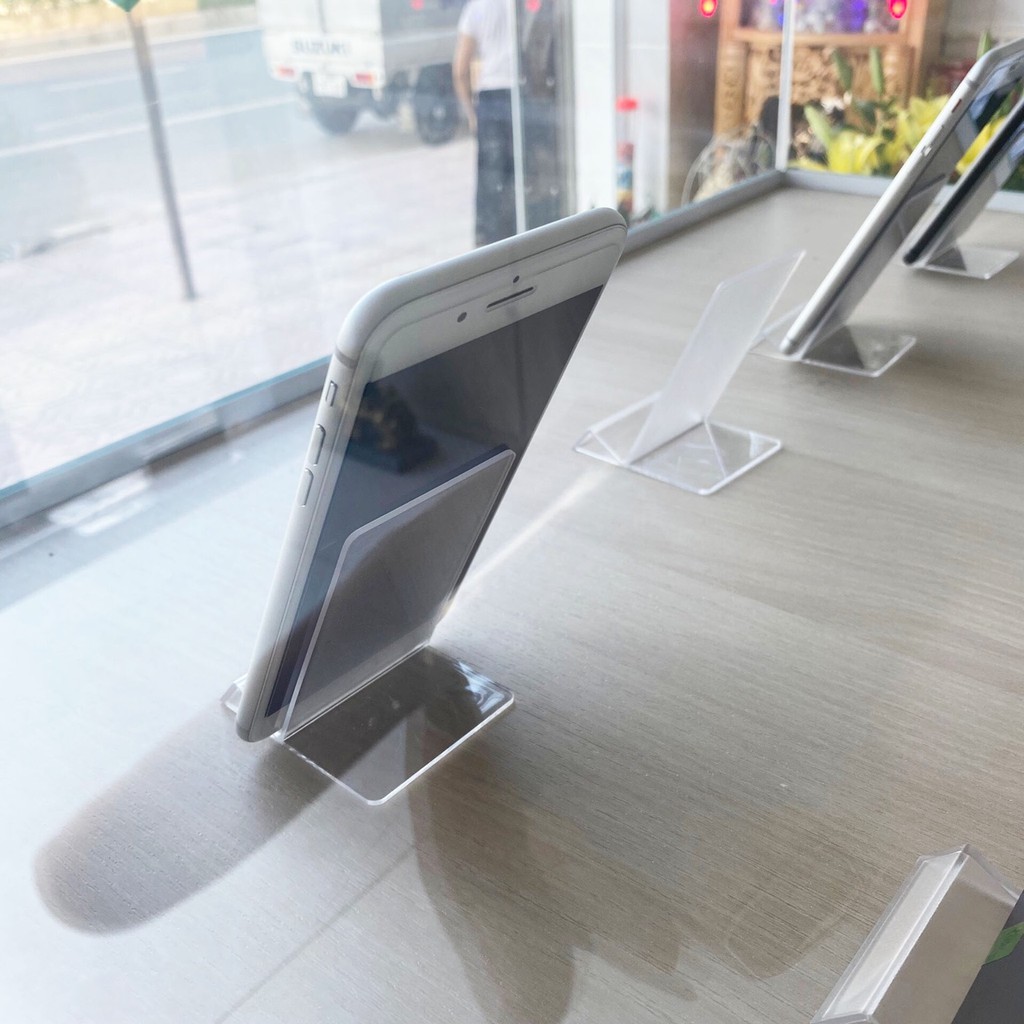 ĐẾ MICA TRƯNG BÀY ĐIỆN THOẠI TRONG SUỐT | BigBuy360 - bigbuy360.vn