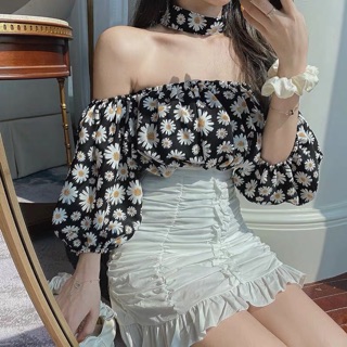 Áo Trễ Vai Hoa Cúc Kèm Choker Freesize