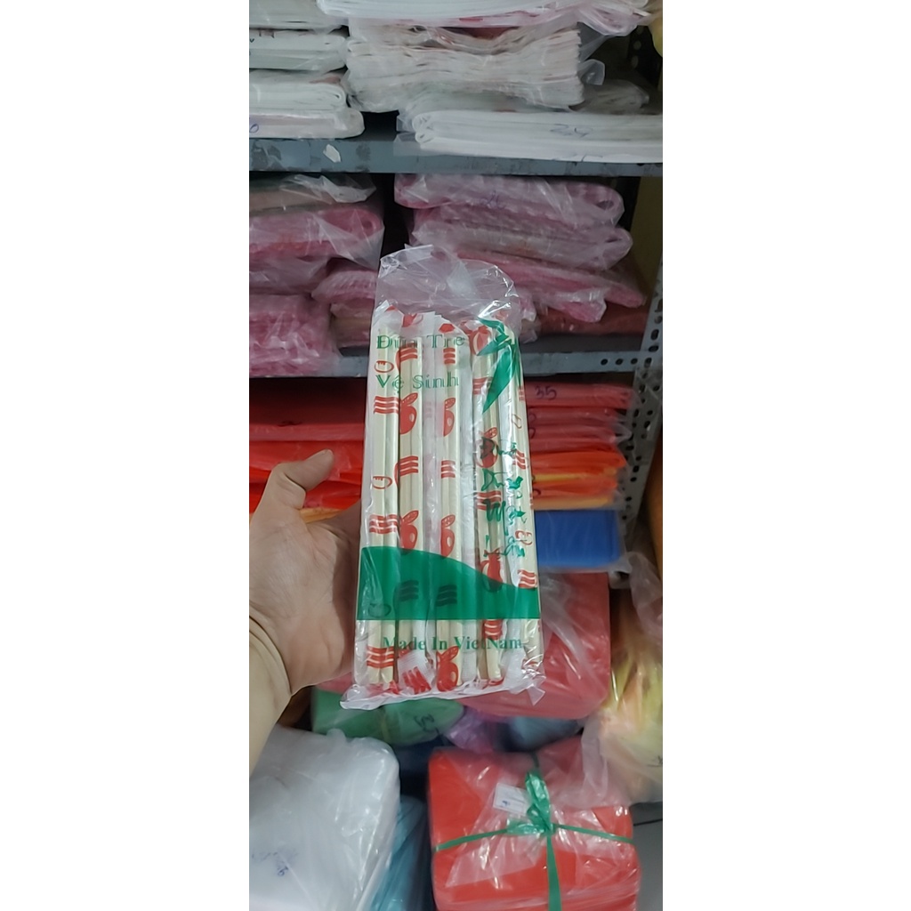 20 Đôi Đũa tre dùng 1 lần tiện lợi,an toàn hợp vệ sinh ,dùng cho quán nhỏ ,du lịch dã ngoại cùng gia đình và bạn bè